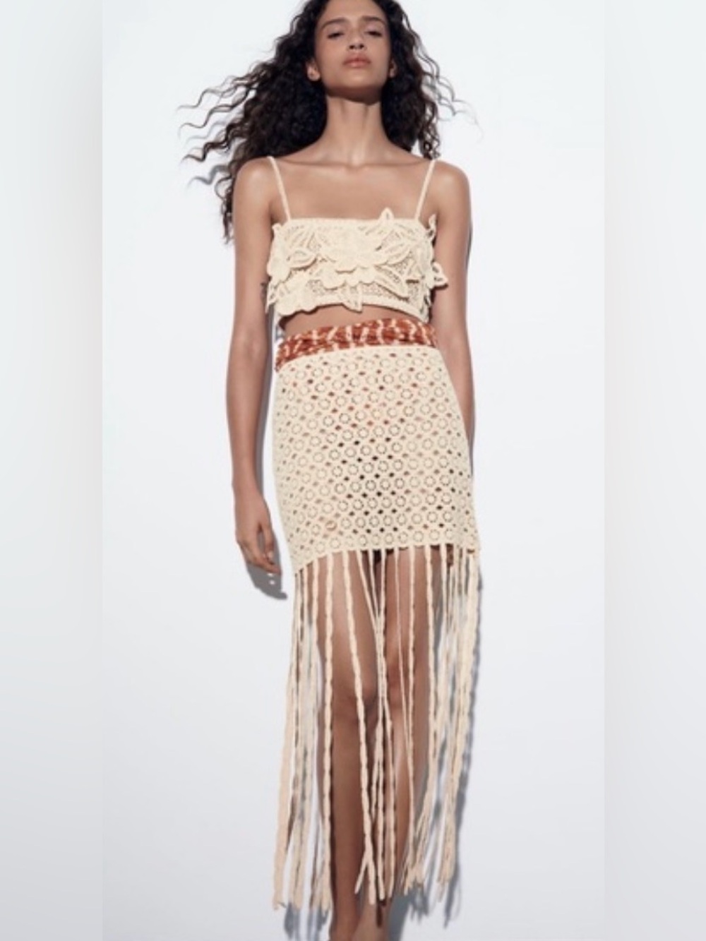 ✨ Zara ecru crochet knit fringed midi skirt. NWOT
